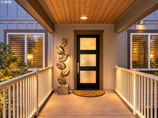 5615 Se SCENIC Ln 201, Vancouver, WA 98661