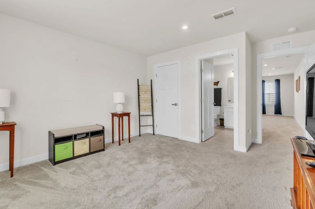 2 Comanche Trail, Greenville, SC 29607