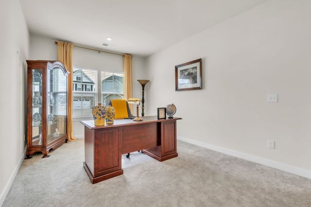 2 Comanche Trail, Greenville, SC 29607