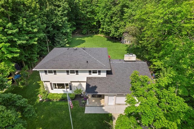 8133 S 20th STREET, Oak Creek, WI 53154