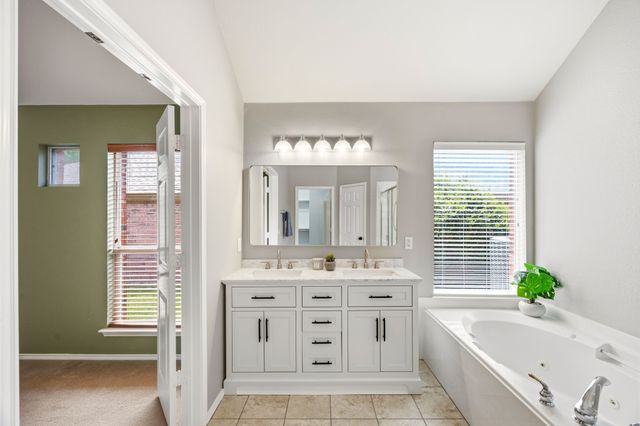 11249 Las Polamas Drive, Frisco, TX 75033