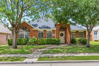 11249 Las Polamas Drive, Frisco, TX 75033