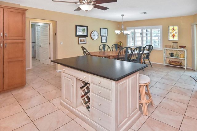 429 DARLING DRIVE, Venice, FL 34285