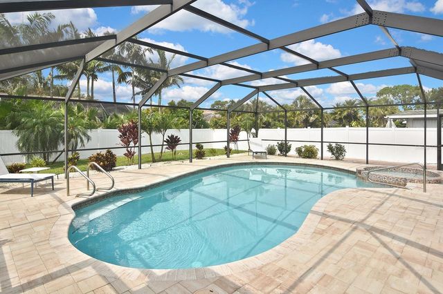 429 DARLING DRIVE, Venice, FL 34285