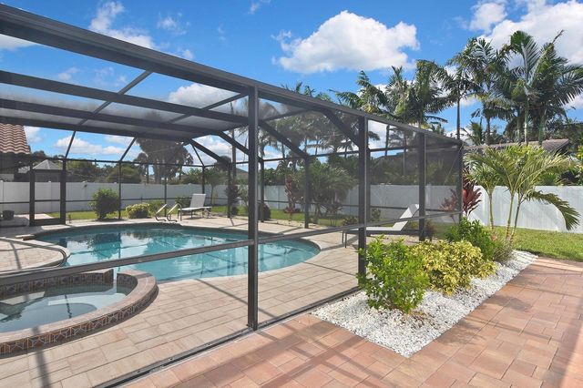 429 DARLING DRIVE, Venice, FL 34285