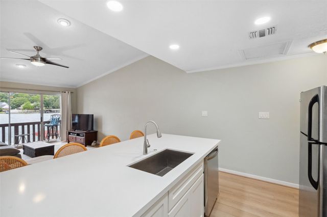 801 River Road F120, Montgomery, TX 77356