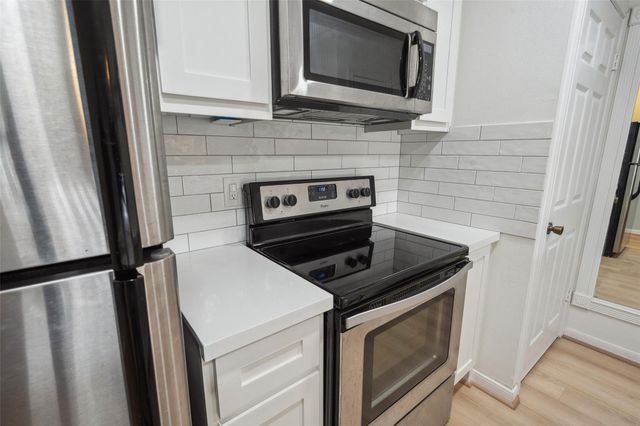 801 River Road F120, Montgomery, TX 77356
