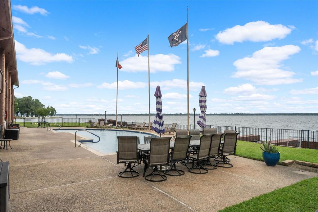 801 River Road F120, Montgomery, TX 77356