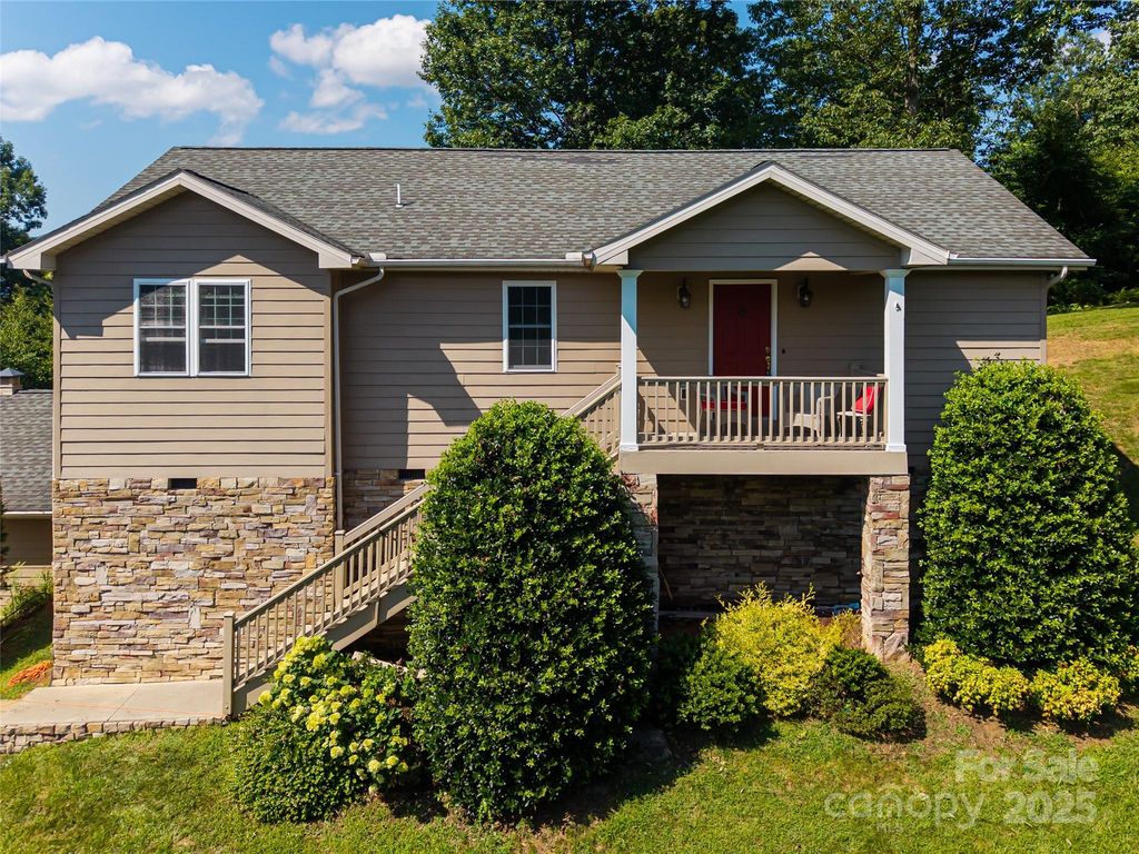 283 Blake Drive, Canton, NC 28716