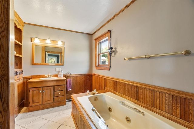 95 Narrow Lane, Phillipston, MA 01331