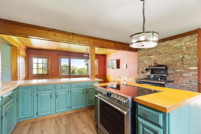 95 Narrow Lane, Phillipston, MA 01331