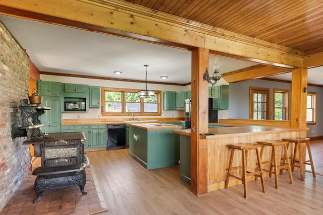95 Narrow Lane, Phillipston, MA 01331
