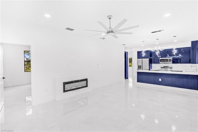 2602 LEELAND HEIGHTS BLVD E, Lehigh Acres, FL 33936