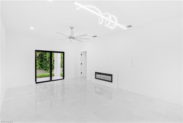 2602 LEELAND HEIGHTS BLVD E, Lehigh Acres, FL 33936