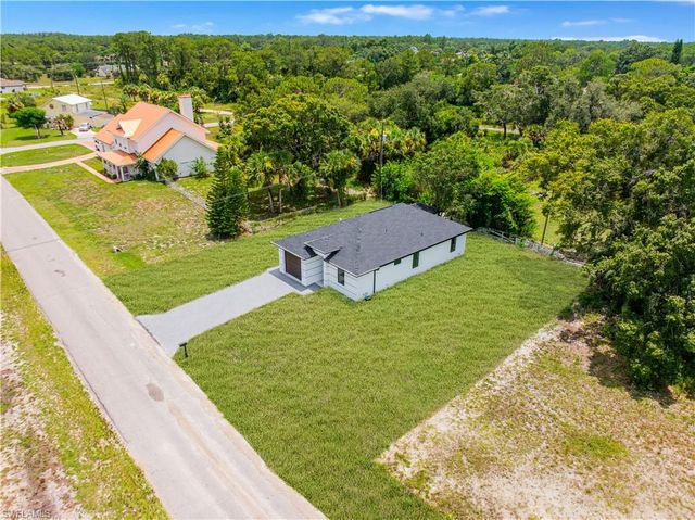 2602 LEELAND HEIGHTS BLVD E, Lehigh Acres, FL 33936