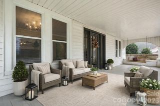 1590 S Center Street, Hickory, NC 28602