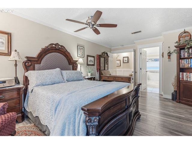 16042 Sw WAXWING Way, Beaverton, OR 97007