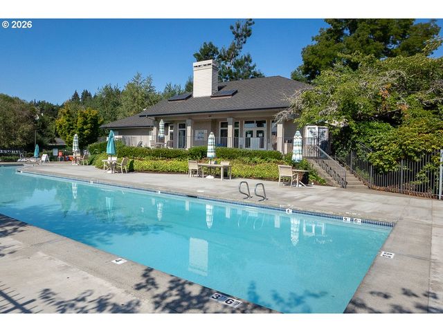 16042 Sw WAXWING Way, Beaverton, OR 97007