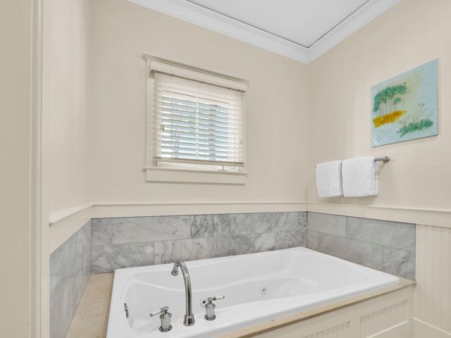 1660 E County Hwy 30A 102, Santa Rosa Beach, FL 32459