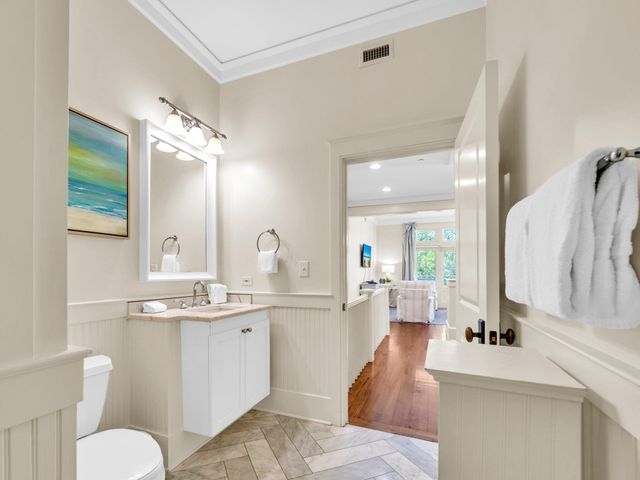 1660 E County Hwy 30A 102, Santa Rosa Beach, FL 32459