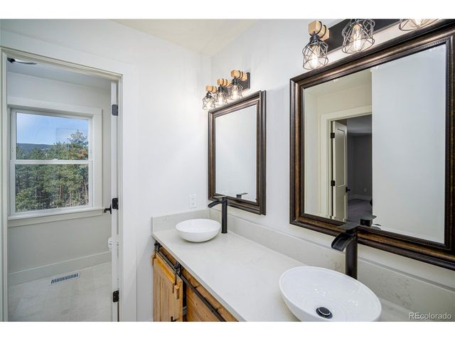 5014 S Perry Park Rd, Sedalia, CO 80135