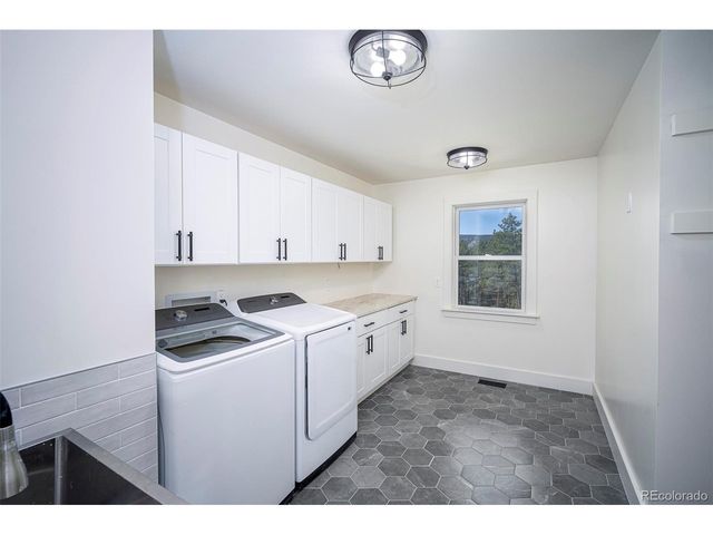 5014 S Perry Park Rd, Sedalia, CO 80135