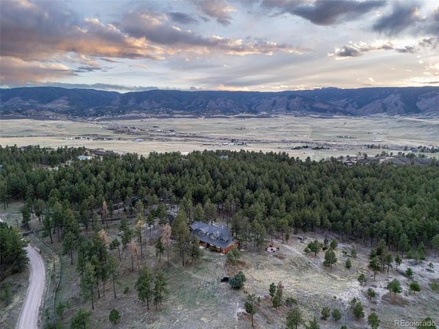 5014 S Perry Park Rd, Sedalia, CO 80135