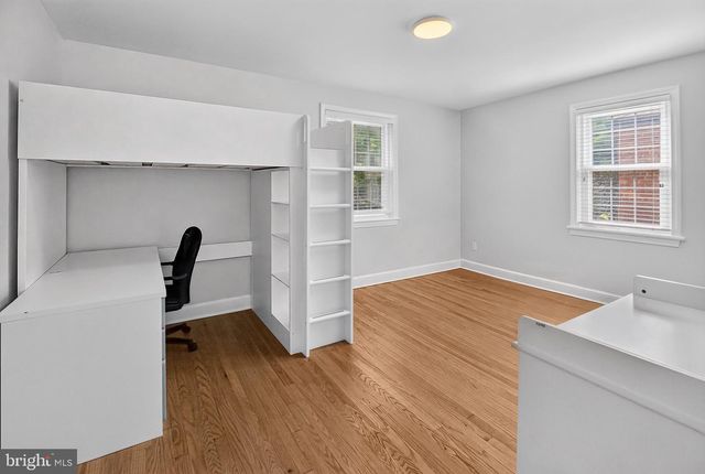 8232 EASTERN AVE NW, Washington, DC 20012