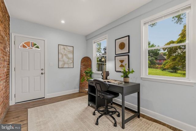 8232 EASTERN AVE NW, Washington, DC 20012