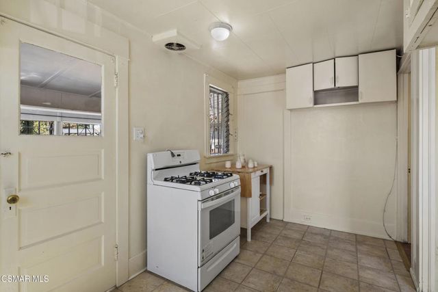 3627 Flower Street, Huntington Park, CA 90255