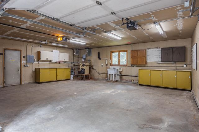 1185 LAKE DRIVE, North Pole, AK 99705