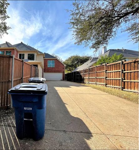 18716 Greenside, Dallas, TX 75252