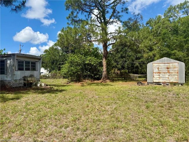 8270 Ebson DR, North Fort Myers, FL 33917