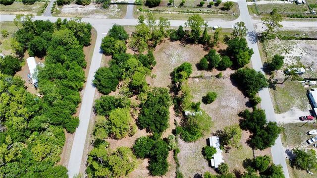 8270 Ebson DR, North Fort Myers, FL 33917