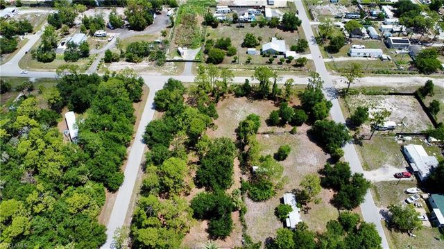 8270 Ebson DR, North Fort Myers, FL 33917