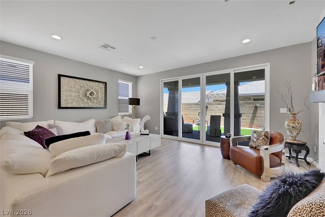 329 Silva Place, Henderson, NV 89011