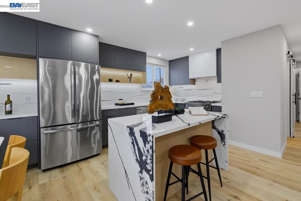 Image 11 of property listing at 168 168 Belcrest Ave, Daly City, CA 94015