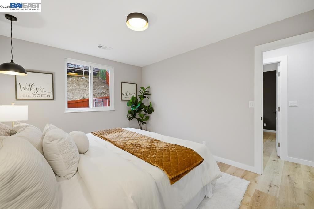 Image 27 of property listing at 168 168 Belcrest Ave, Daly City, CA 94015