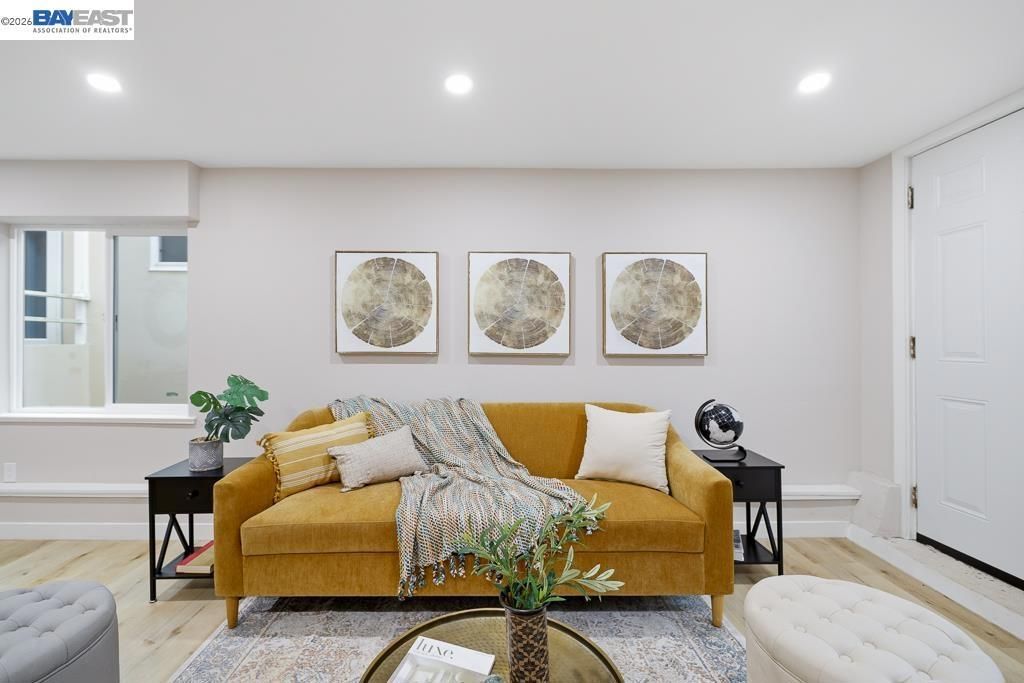 Image 34 of property listing at 168 168 Belcrest Ave, Daly City, CA 94015