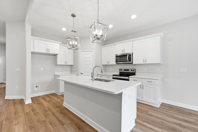 6102 Mildred's Way, Crestview, FL 32539