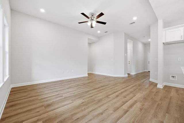 6102 Mildred's Way, Crestview, FL 32539