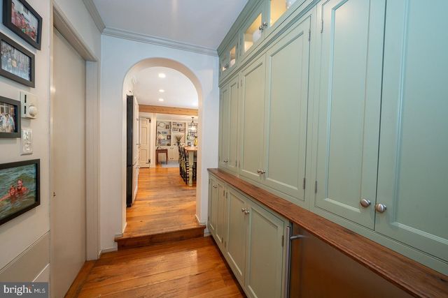 395 BAIR RD, Berwyn, PA 19312