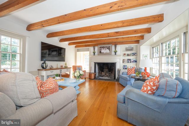 395 BAIR RD, Berwyn, PA 19312