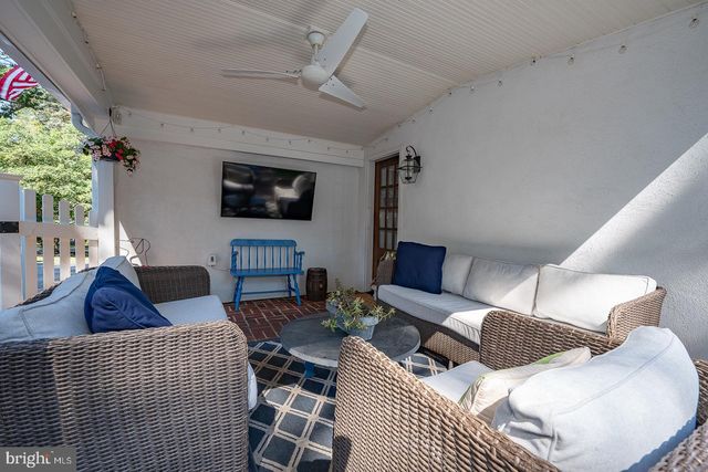 395 BAIR RD, Berwyn, PA 19312