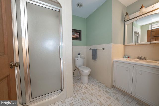 395 BAIR RD, Berwyn, PA 19312