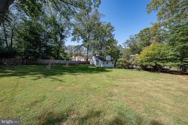 395 BAIR RD, Berwyn, PA 19312