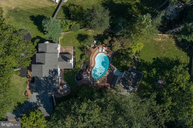 395 BAIR RD, Berwyn, PA 19312