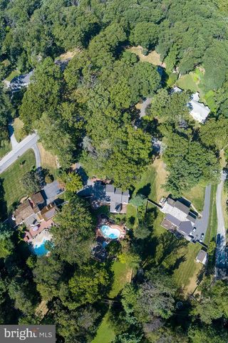 395 BAIR RD, Berwyn, PA 19312