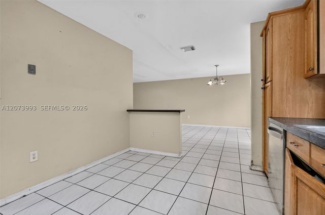 253 NE 211th Ter, Miami, FL 33179