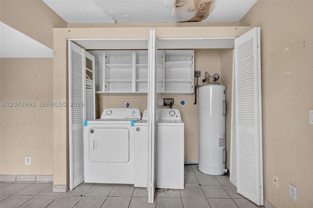 253 NE 211th Ter, Miami, FL 33179